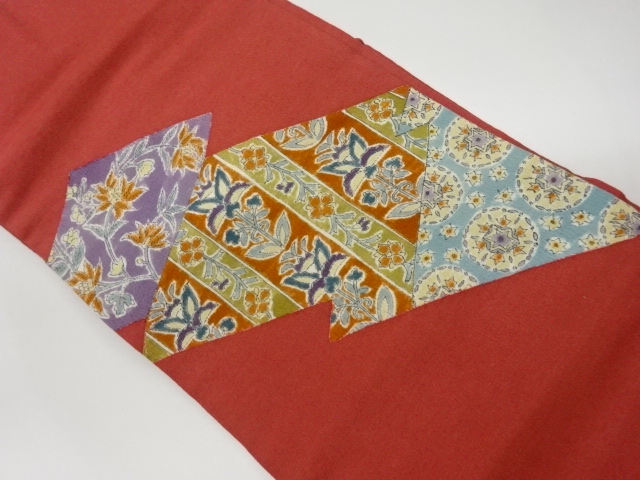 リサイクル　縮緬地手描き華紋に花模様名古屋帯